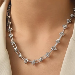 Knot Link Necklace - Silver - Annie's Closet